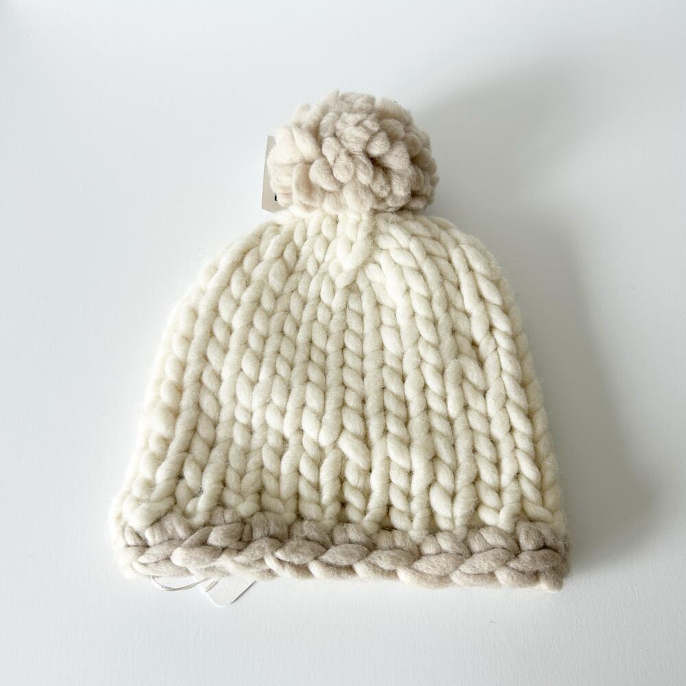 NWT Gap Hand Knit Chunky Cream and Brown Pom Hat M/L